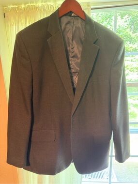 Men's Dark Brown Single-Breasted Sport Coat - and pants for a classic fit
